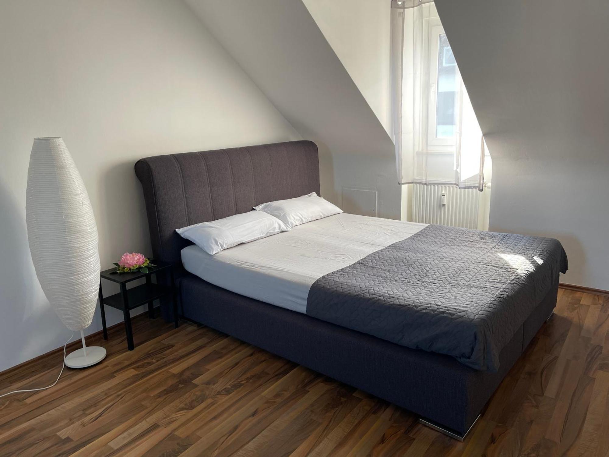 Geraeumige 3-Zimmer-Ferienwohnung Im Herzen Von คาสเซล ภายนอก รูปภาพ