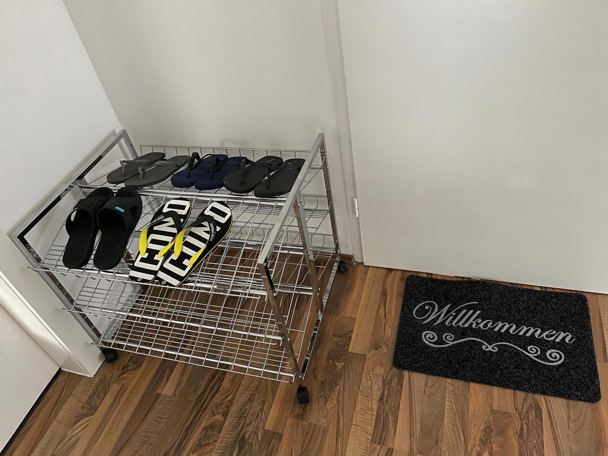 Geraeumige 3-Zimmer-Ferienwohnung Im Herzen Von คาสเซล ภายนอก รูปภาพ