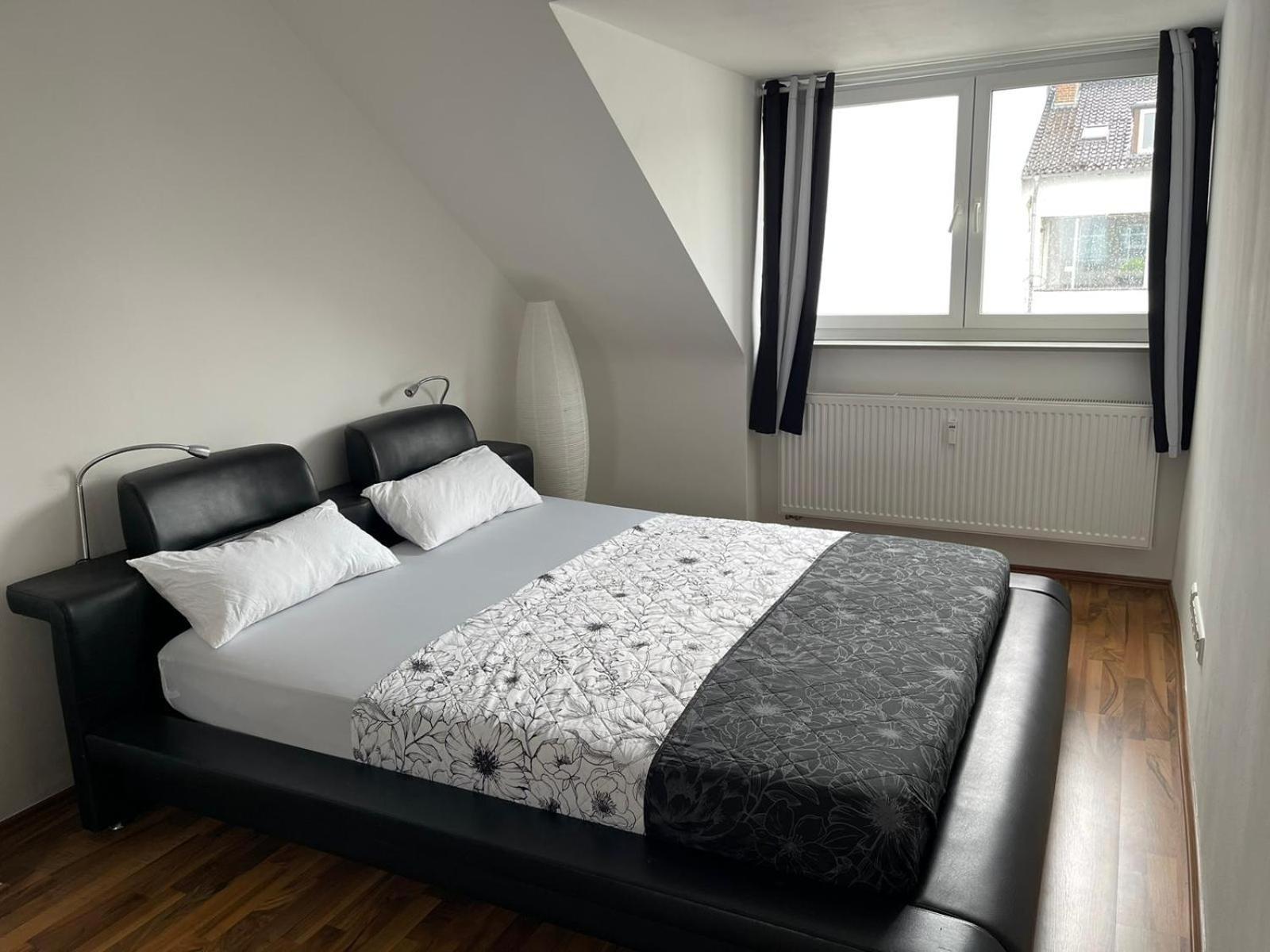 Geraeumige 3-Zimmer-Ferienwohnung Im Herzen Von คาสเซล ภายนอก รูปภาพ
