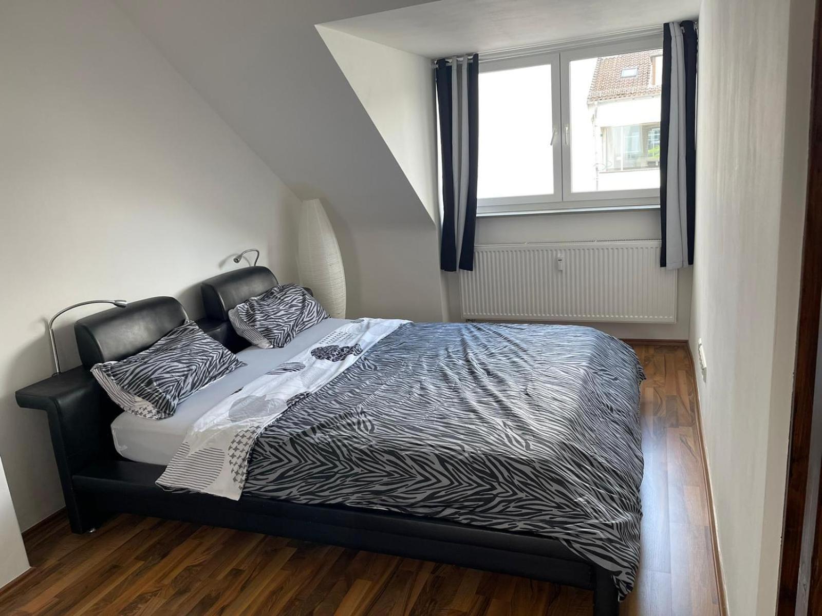 Geraeumige 3-Zimmer-Ferienwohnung Im Herzen Von คาสเซล ภายนอก รูปภาพ